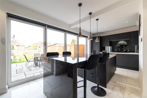 32 Leander Drive, Gravesend, DA12 4NE