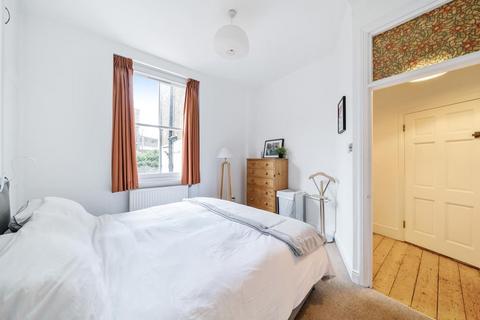 2 bedroom maisonette for sale, Crossley Street,  London,  N7,  N7