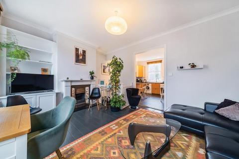 2 bedroom maisonette for sale, Crossley Street,  London,  N7,  N7