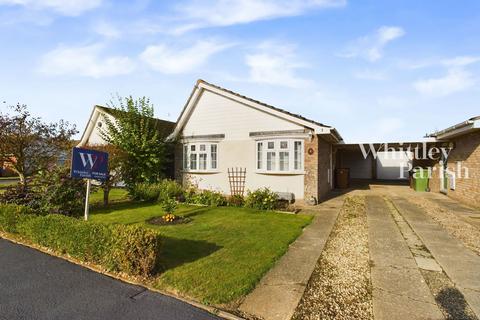 2 bedroom detached bungalow for sale, Chapel Avenue, Long Stratton