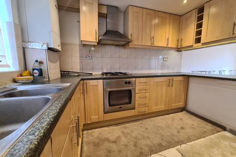 3 bedroom terraced house to rent, Frobisher Court, Hazel Close, Colindale NW9