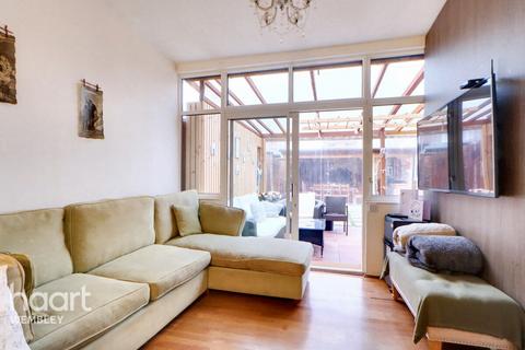 4 bedroom terraced house for sale, Wembley Triangle