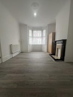 3 bedroom terraced house to rent - 3 Bedroom 2 Reception House For Rent London, N17