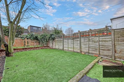 3 Lorne Road, London, E17 7PX