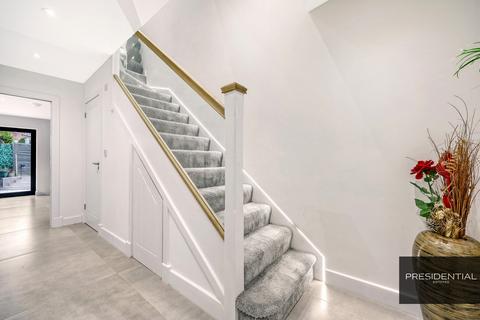 121a Burrow Road, Hainault, Chigwell, IG7 4NF