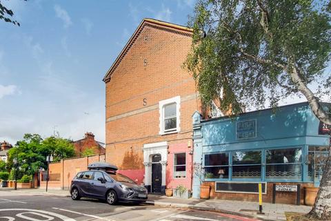 1 bedroom flat for sale, Archway Road, London N6