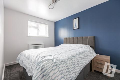 17 Chalvedon Avenue, Pitsea, Basildon, SS13 1AF