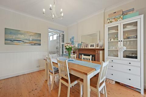 38 Gander Green Lane, Sutton, SM1 2EJ
