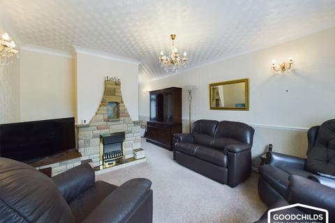3 bedroom semi-detached house for sale, Harlech Road, Willenhall, WV12