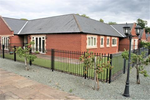 2 bedroom bungalow for sale, King Edward Court, Retford DN22