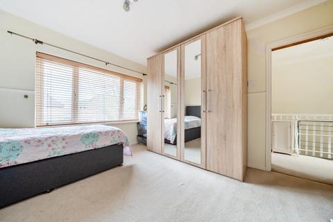 3 bedroom terraced house for sale - Mountbatten Avenue, Romsey, Hampshire, SO51