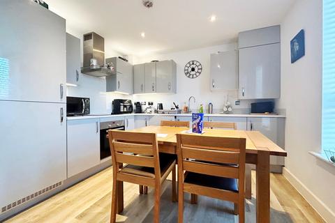 2 bedroom apartment to rent, Harvest Street, Cheltenham GL52