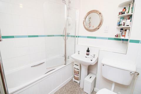 97 Eastcliff, Portishead, Bristol, BS20 7AD