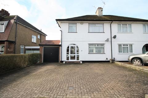 3 bedroom semi-detached house to rent, Boundary Road, Pinner, HA5
