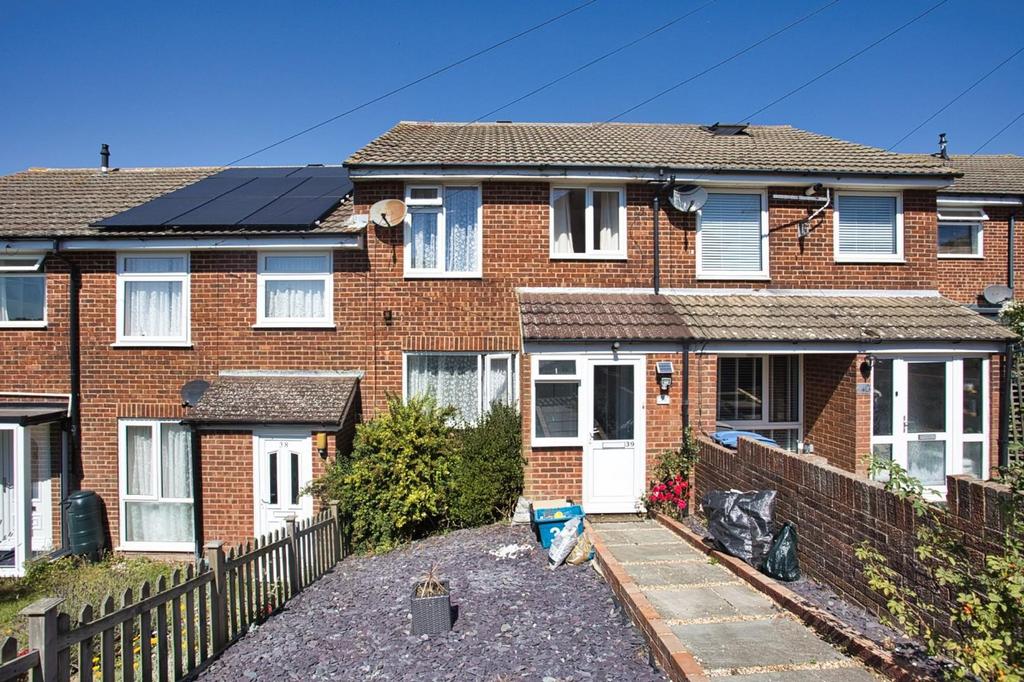 St. Francis Close, Deal, CT14 3 bed terraced house for sale £265,000