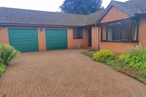 3 bedroom bungalow for sale, Appleby Gardens , Broughton DN20