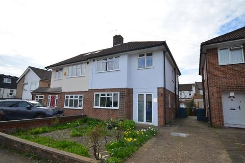 11 Risingholme Close, Harrow, HA3 7ET