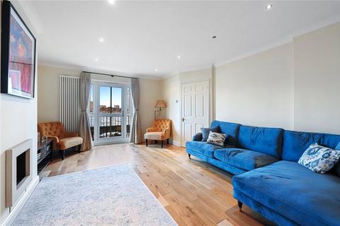 4 bedroom terraced house to rent - Pageant Crescent, London, SE16