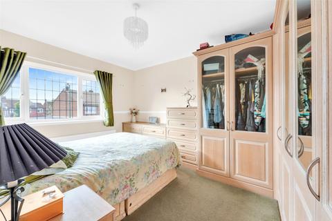 14 Alderney Road, Erith, DA8 2JD