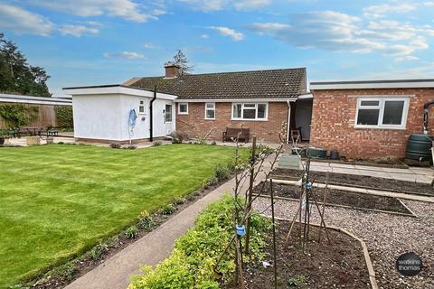 2 bedroom detached bungalow for sale, Ainslie Close, Aylestone Hill, Hereford, HR1