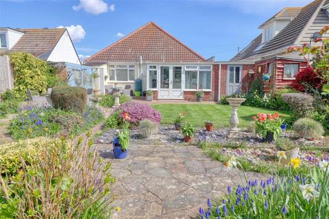 25 Bournemouth Road, Holland-on-sea, Clacton-on-sea, CO15 5TD