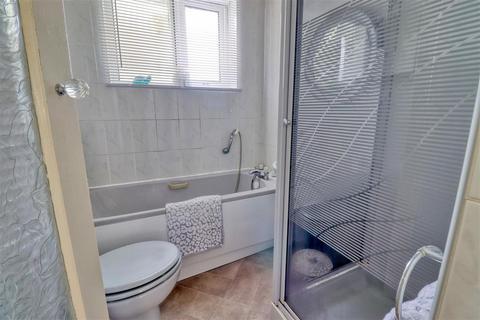 25 Bournemouth Road, Holland-on-sea, Clacton-on-sea, CO15 5TD