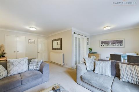 2 bedroom flat for sale, Hoole, Chester, CH2