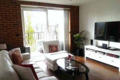 2 bedroom flat for sale - Warehouse Court, Woolwich, London SE18