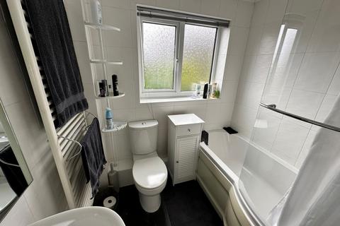 9 Tiberius Close, Basingstoke, RG23 8HX