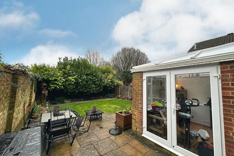 9 Tiberius Close, Basingstoke, RG23 8HX