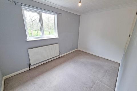 70 Beecham Berry, Basingstoke, RG22 4QN