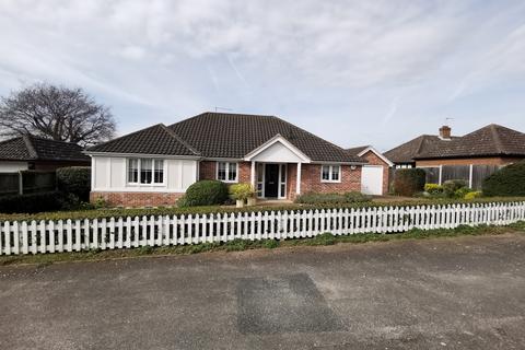 3 bedroom detached bungalow for sale, West Mersea, CO5 8AW