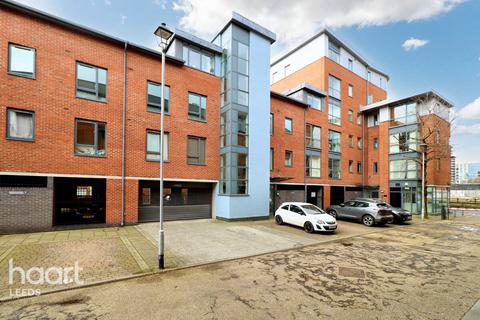 2 bedroom flat for sale, Butcher Street, Leeds