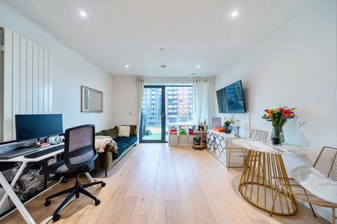 1 bedroom apartment for sale - Regalia Close, London