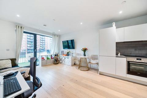 1 bedroom apartment for sale - Regalia Close, London