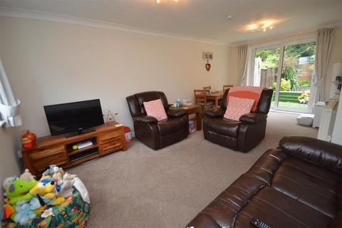 2 bedroom end of terrace house to rent, Thomas Parkyn Close, Nottingham, NG11