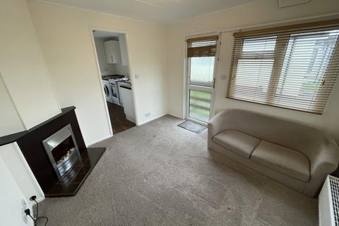 2 bedroom terraced house to rent, Shaws Trailer Park, Knaresborough Road, Harrogate, North Yorkshire, HG2