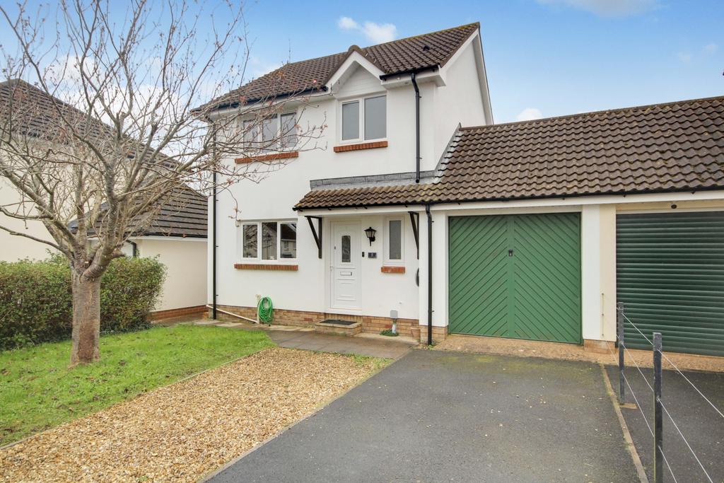 Rooks Close, Barnstaple EX31 3 bed detached house for sale £300,000
