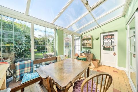 55 Esher Road, East Molesey, KT8 0AH
