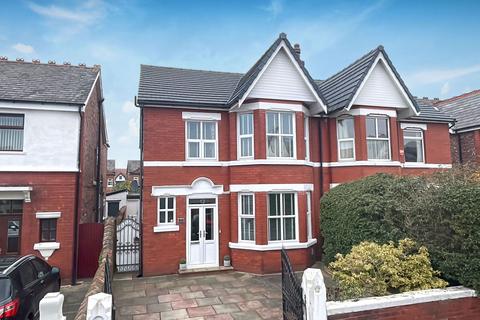 4 bedroom semi-detached house for sale, Bengarth Road, Southport PR9