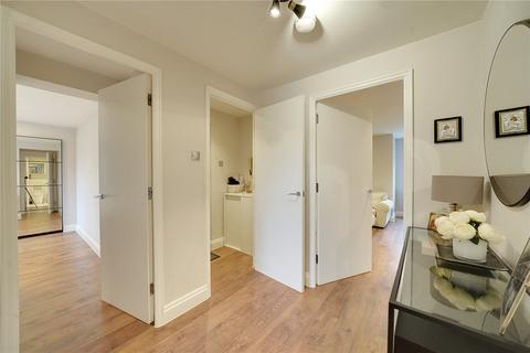 2 bedroom flat for sale, Badgers Close, Enfield, EN2
