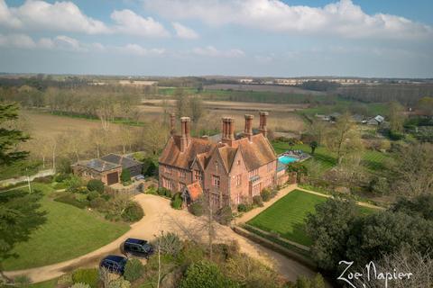 6 bedroom country house for sale - Faulkbourne
