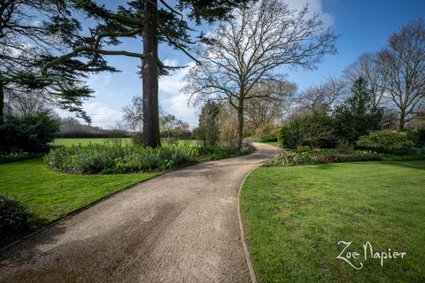 6 bedroom country house for sale - Faulkbourne