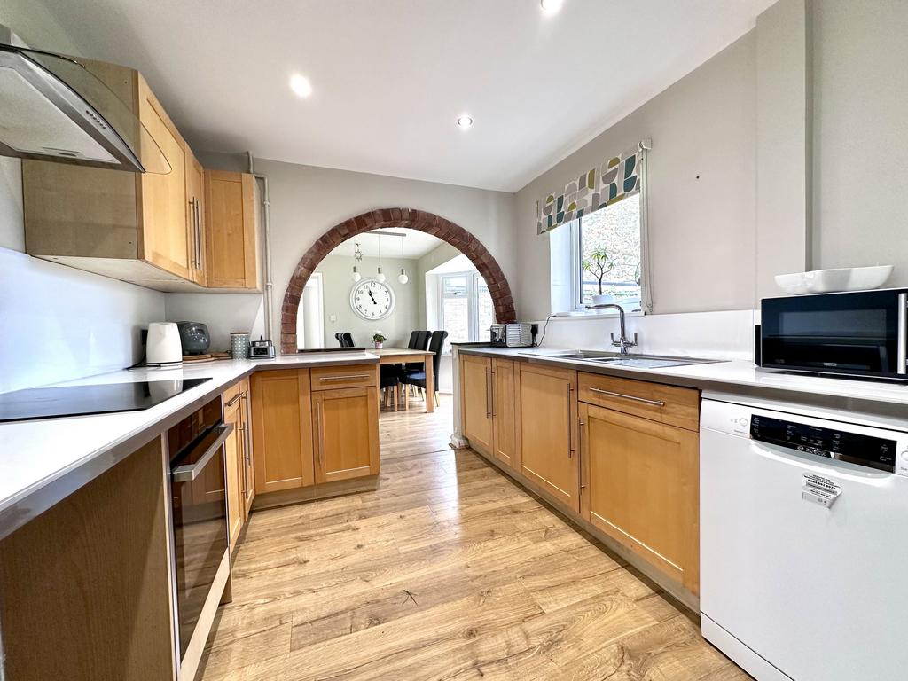 Kitchen 1