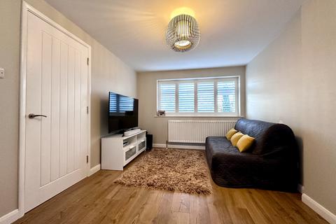 2 King Edgar Close, Ely, CB6 1DP