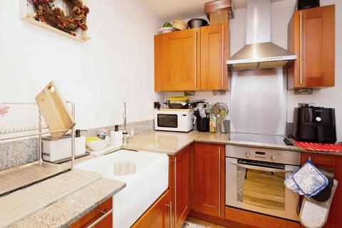 2 bedroom flat for sale, Advent 2, 1 Isaac Way M4 7ED