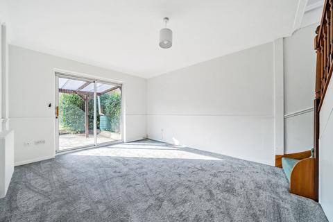 24 Arthur Salmon Close, Faversham, ME13 7PS