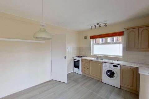 2 bedroom house to rent - Westmoor Rise, Bramley, LEEDS