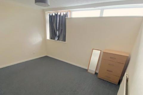 1 bedroom apartment to rent - Little Lullaway, Basildon, Essex, SS15