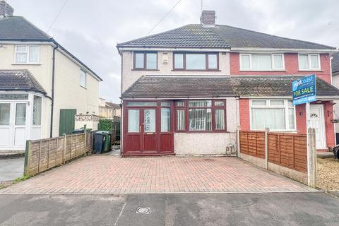 3 bedroom semi-detached house for sale - Stroud Road, Patchway, Bristol, Gloucestershire, BS34
